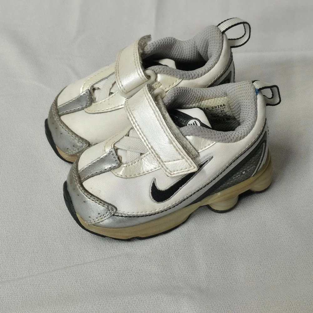 Nike Shox Turbo White &‎ Silver Toddler Sneakers Size 4C 315449-101 Hook & Loop
